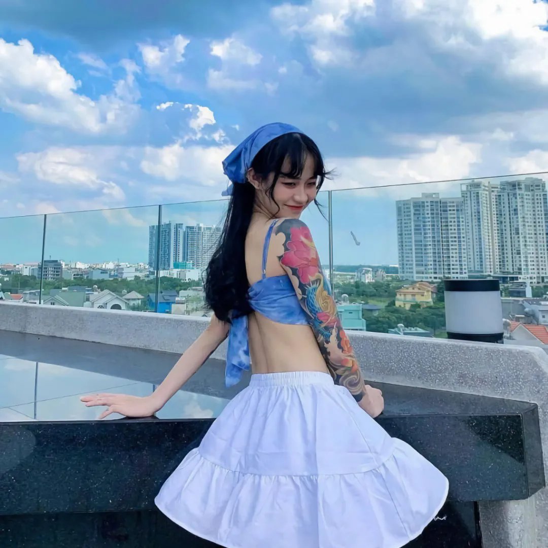 四人餐桌